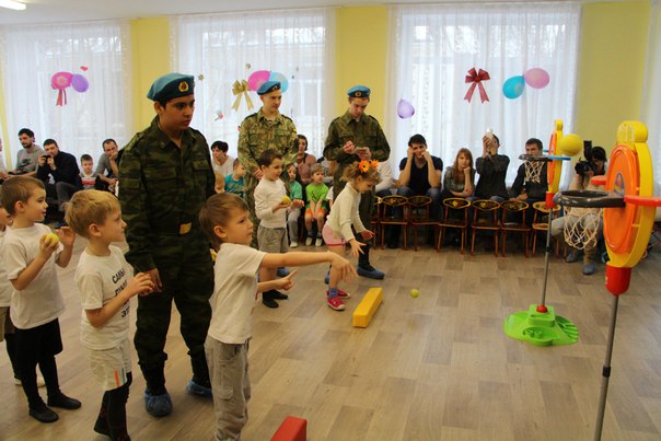 Военно-спортивная игра "Зарничка" в детских садах Великого Новгорода
